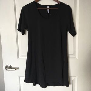 Lularoe Perfect T 🖤